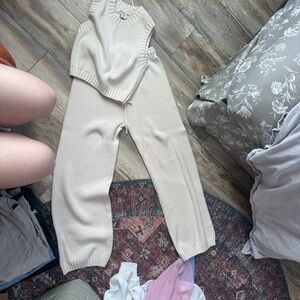 Sincerely Jules women’s Beige Knit set